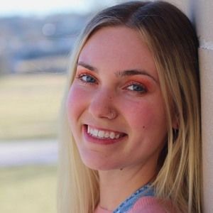 Meet your Posher, Jillian